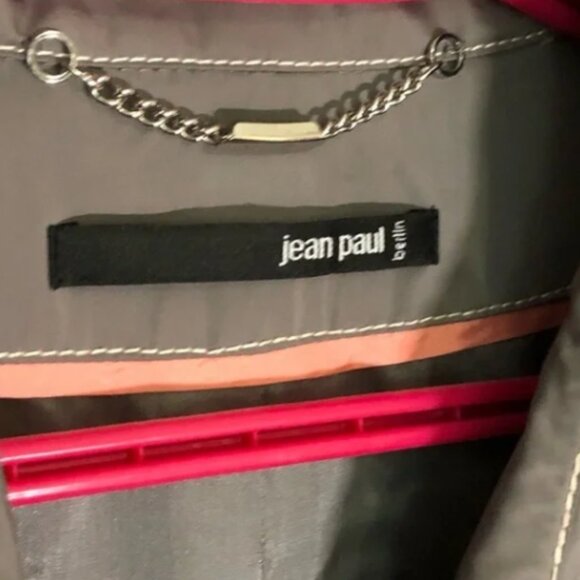 VINTAGE Jean Paul Berlin Women's Grey Trench Coat w/ Pink Stitching sz 10/med - Picture 3 of 3